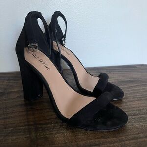 Call It Spring Black Sandals, Size 6.